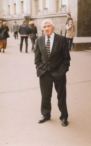 У порога Думы, 2002 г.